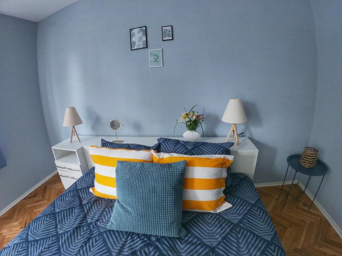 וארנה Into The Blue, 4 Guests, 5 Min Away From The Beach מראה חיצוני תמונה
